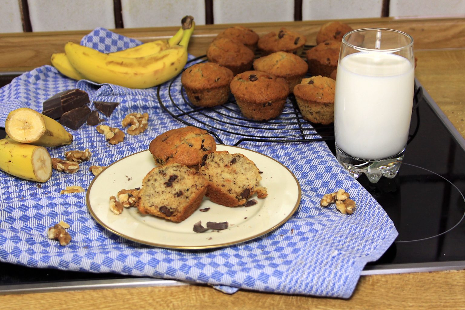 Bananen-Walnuss-Muffins – MissBakeria