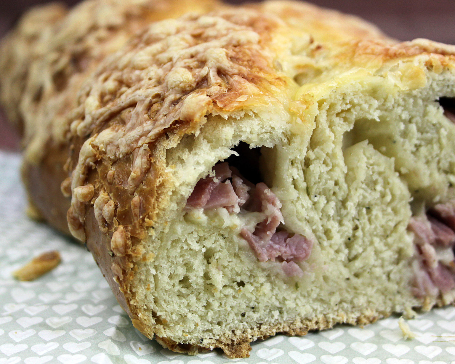 Käse-Schinken-Hefezopf – MissBakeria